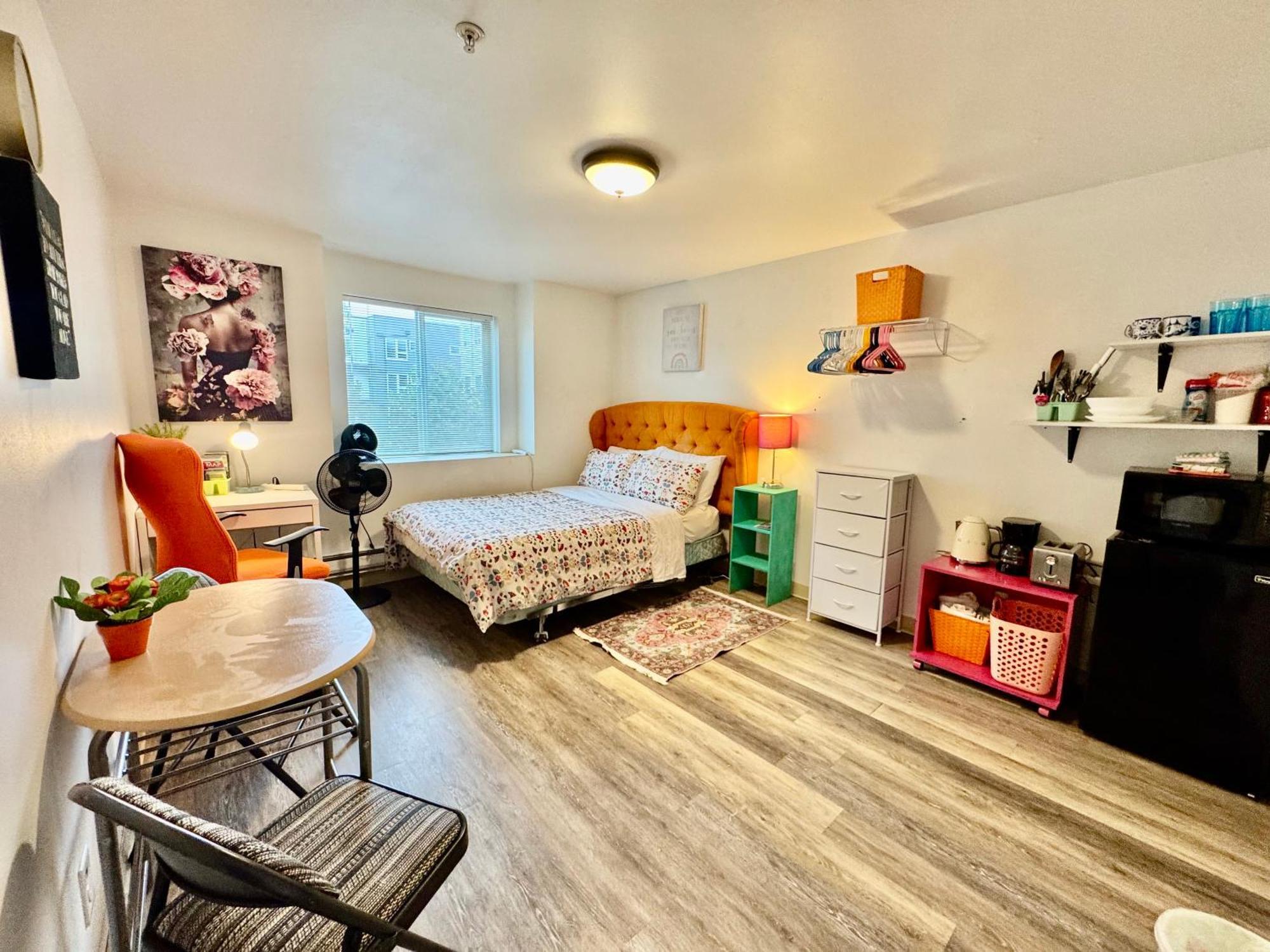 Micro Studio Apartment In University District- 10 Mins Walk To University Of Wa Seattle Buitenkant foto